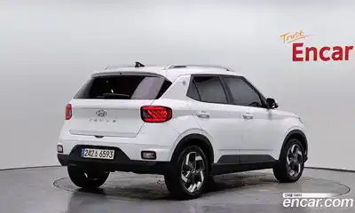 Hyundai Venue 2023 1.6 Автомат в Москве № 108883, миниатюра 2