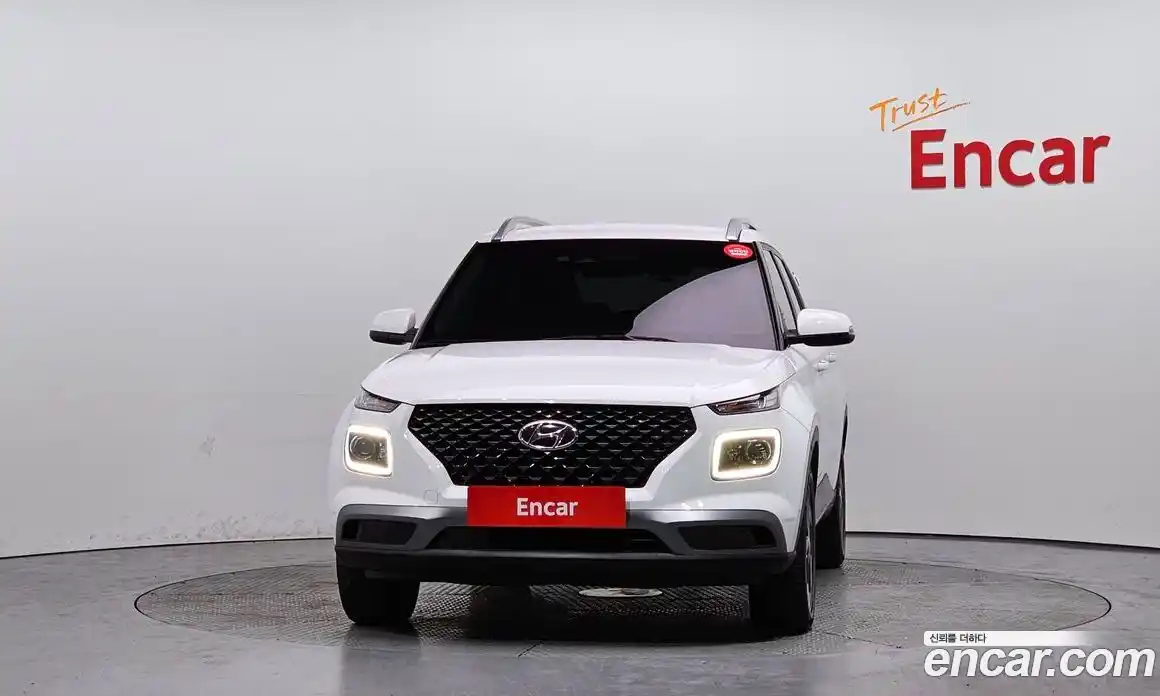 Hyundai Venue 2023 1.6 Автомат в Москве № 108883, фото 3