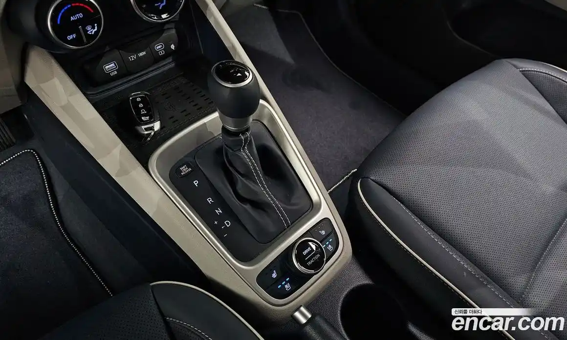 Hyundai Venue 2023 1.6 Автомат в Москве № 108883, фото 9