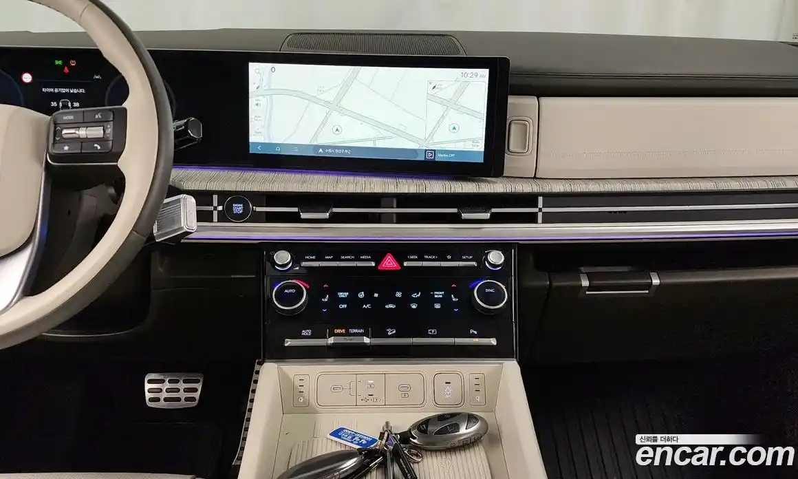 Hyundai Santa Fe 2024 1.6 Автомат в Москве № 109238, фото 16