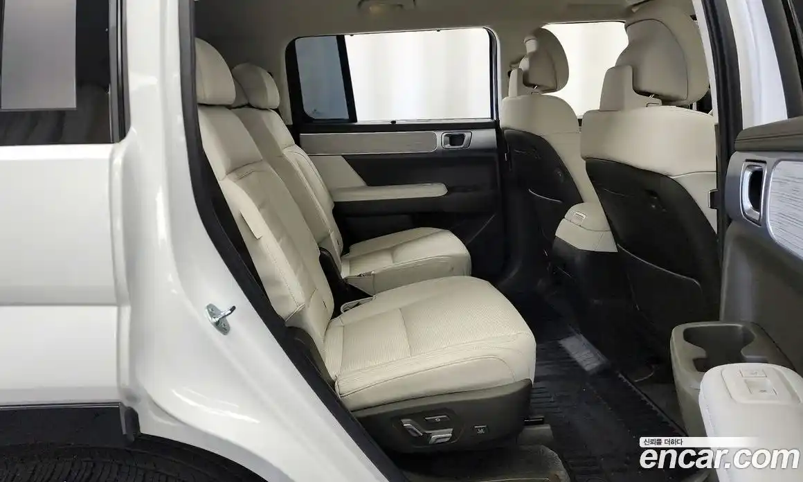 Hyundai Santa Fe 2024 1.6 Автомат в Москве № 109238, фото 19