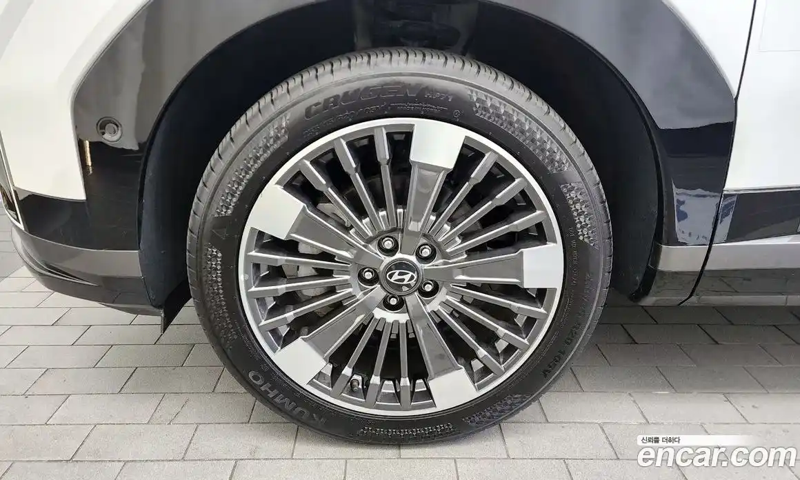 Hyundai Santa Fe 2024 1.6 Автомат в Москве № 109238, фото 5