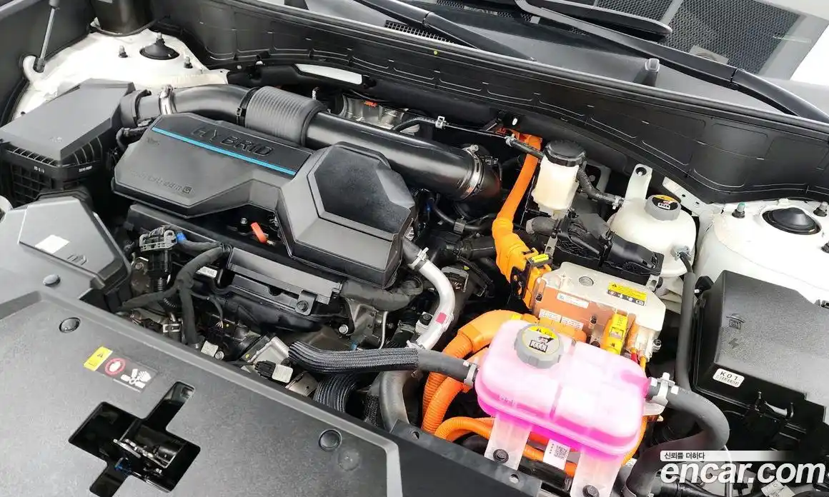 Hyundai Santa Fe 2024 1.6 Автомат в Москве № 109238, фото 10