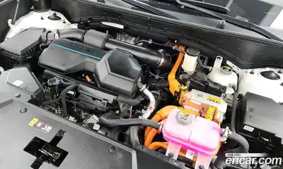 Hyundai Santa Fe 2024 1.6 Автомат в Москве № 109238, миниатюра 10