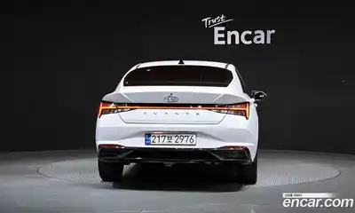 Hyundai Avante 2023 1.6 Автомат в Москве № 110280, миниатюра 4