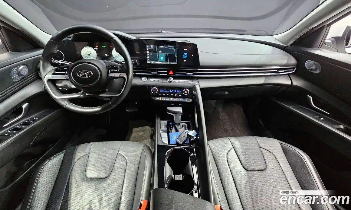 Hyundai Avante 2023 1.6 Автомат в Москве № 110280, фото 7