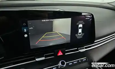 Hyundai Avante 2023 1.6 Автомат в Москве № 111948, миниатюра 5