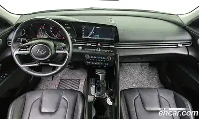 Hyundai Avante 2023 1.6 Автомат в Москве № 111948, миниатюра 10