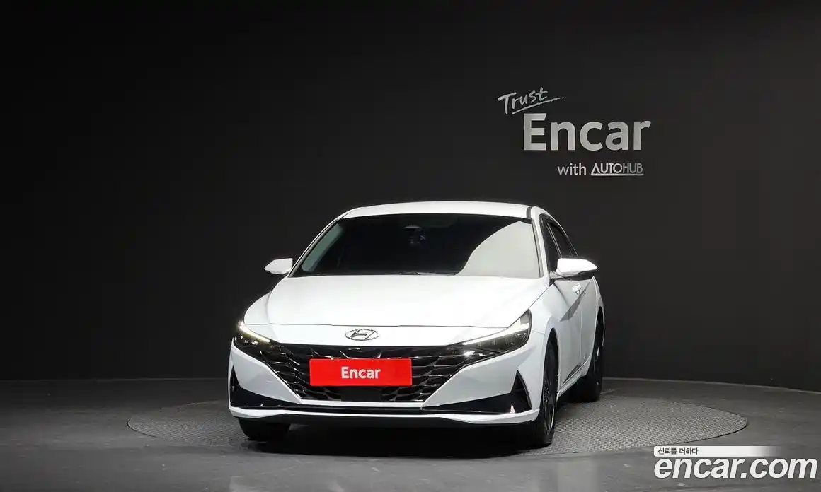 Hyundai Avante 2023 1.6 Автомат в Москве № 112123, фото 18