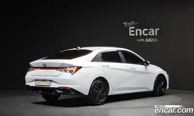 Hyundai Avante 2023 1.6 Автомат в Москве № 112123, миниатюра 2