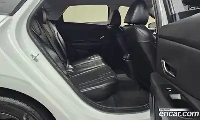 Hyundai Avante 2023 1.6 Автомат в Москве № 112123, миниатюра 6