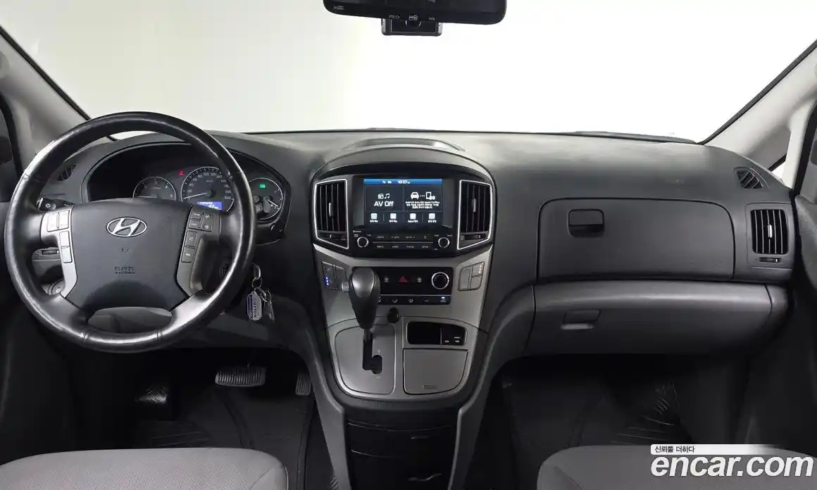 Hyundai Starex 2021 2.5 Автомат в Москве № 112442, фото 15