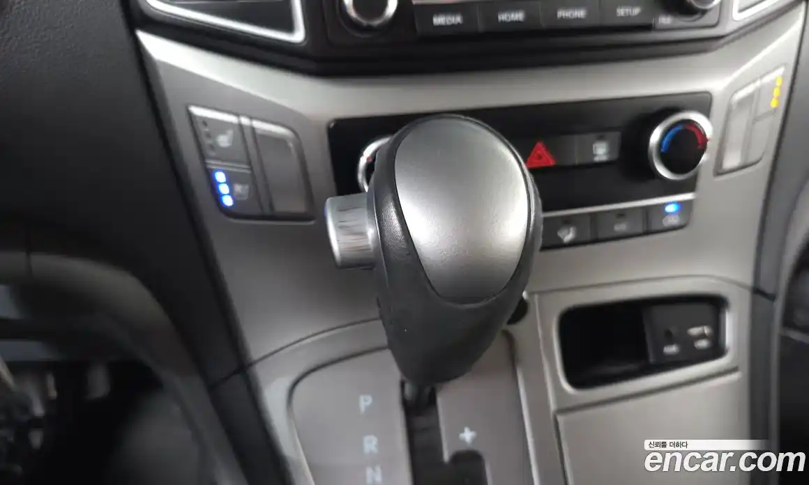 Hyundai Starex 2021 2.5 Автомат в Москве № 112442, фото 19