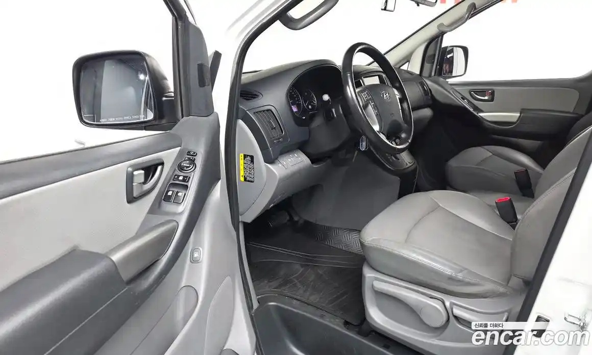 Hyundai Starex 2021 2.5 Автомат в Москве № 112442, фото 20