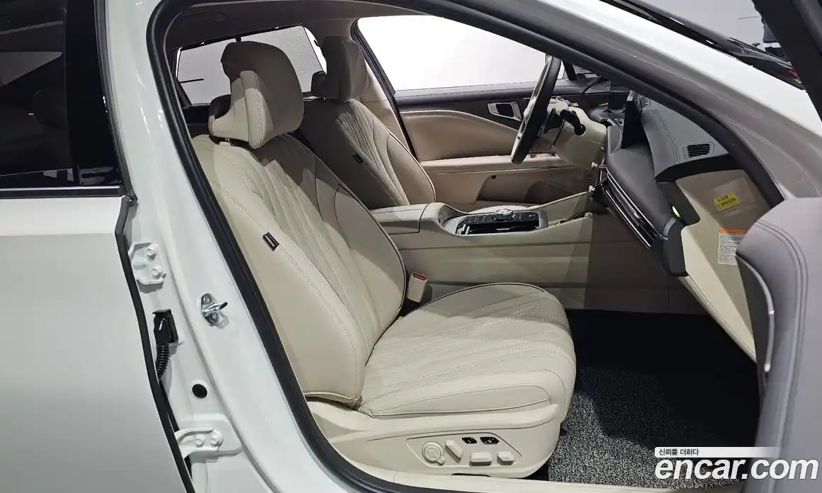 Kia K8 2025 1.6 Автомат в Москве № 114106, фото 10