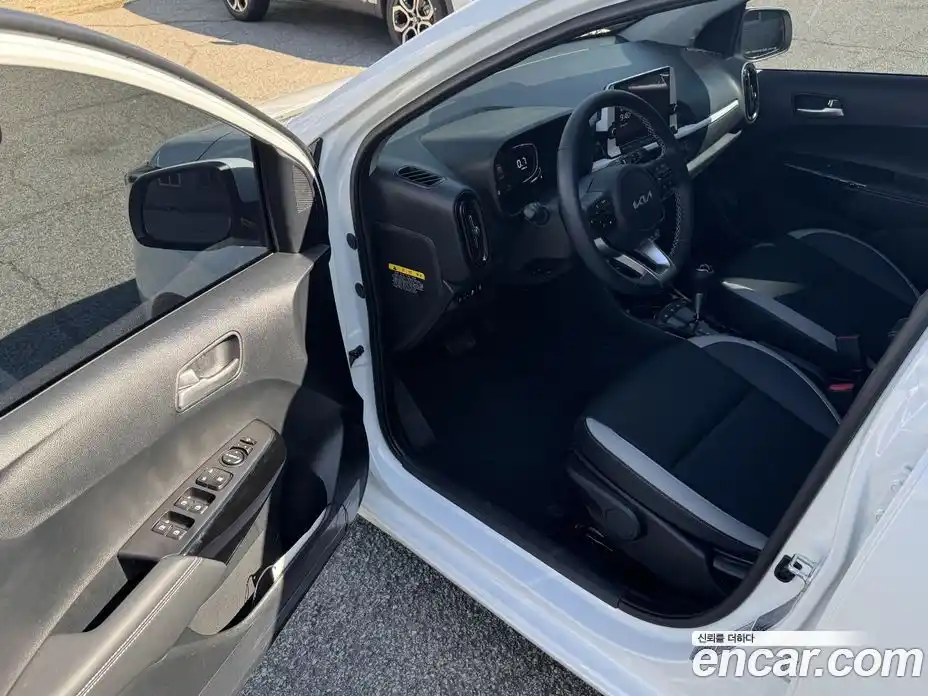 Kia Morning 2025 1.0 Автомат в Москве № 114231, фото 8