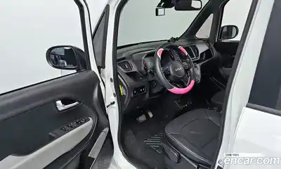 Kia Ray 2025 1.0 Автомат в Москве № 114636, миниатюра 3