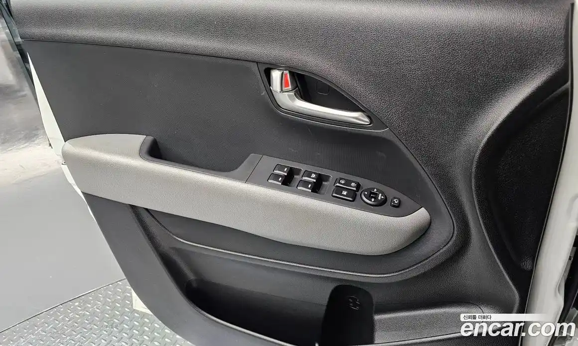 Kia Ray 2025 1.0 Автомат в Москве № 114636, фото 6