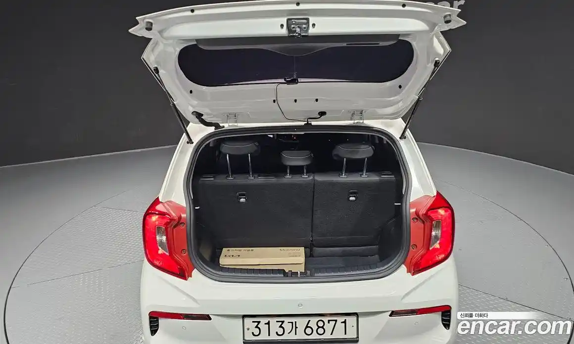 Kia Morning 2022 1.0 Автомат в Москве № 114888, фото 7