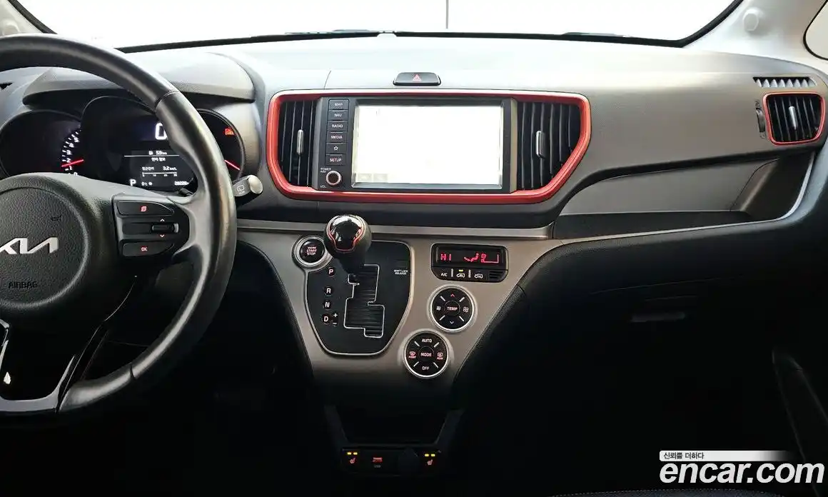 Kia Ray 2022 1.0 Автомат в Москве № 121040, фото 17