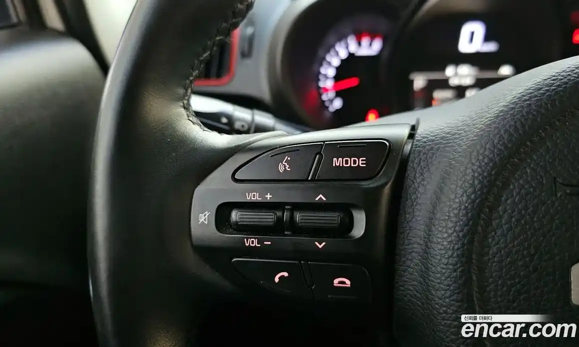 Kia Ray 2022 1.0 Автомат в Москве № 121040, фото 19