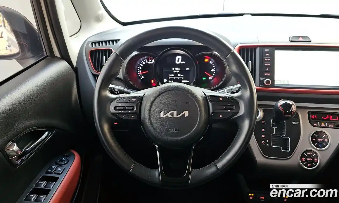 Kia Ray 2022 1.0 Автомат в Москве № 121040, фото 9