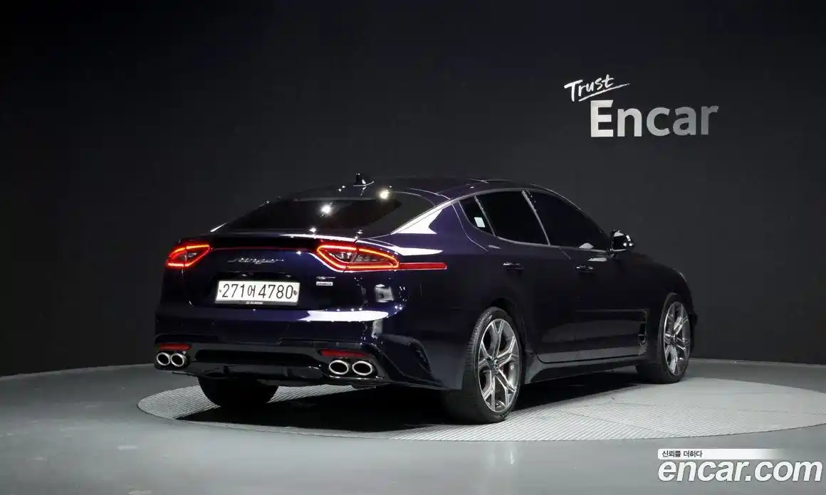 Kia Stinger 2019 3.3 Автомат в Москве № 121567, фото 1