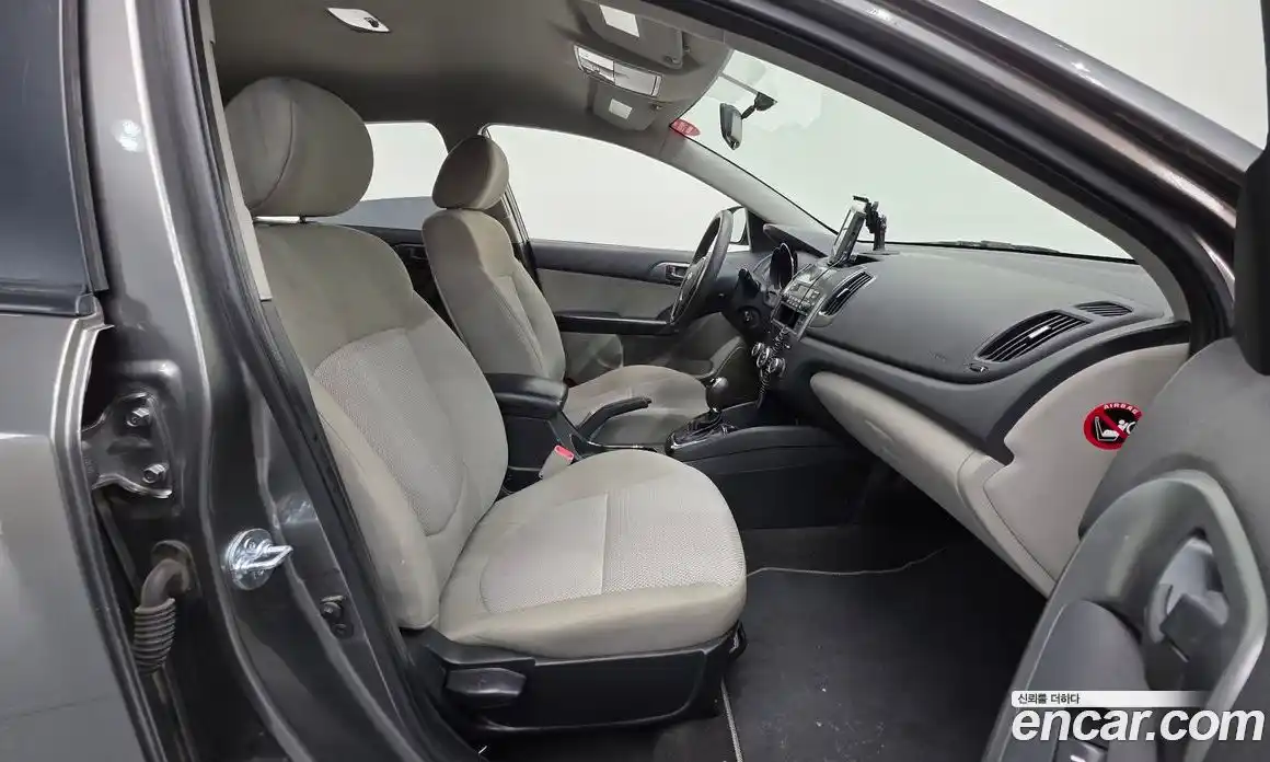 Kia Porte 2013 1.6 Автомат в Москве № 124204, фото 1