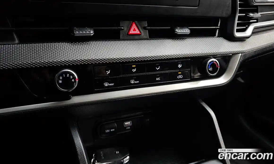 Kia Sportage 2023 1.6 Автомат в Москве № 128717, фото 18