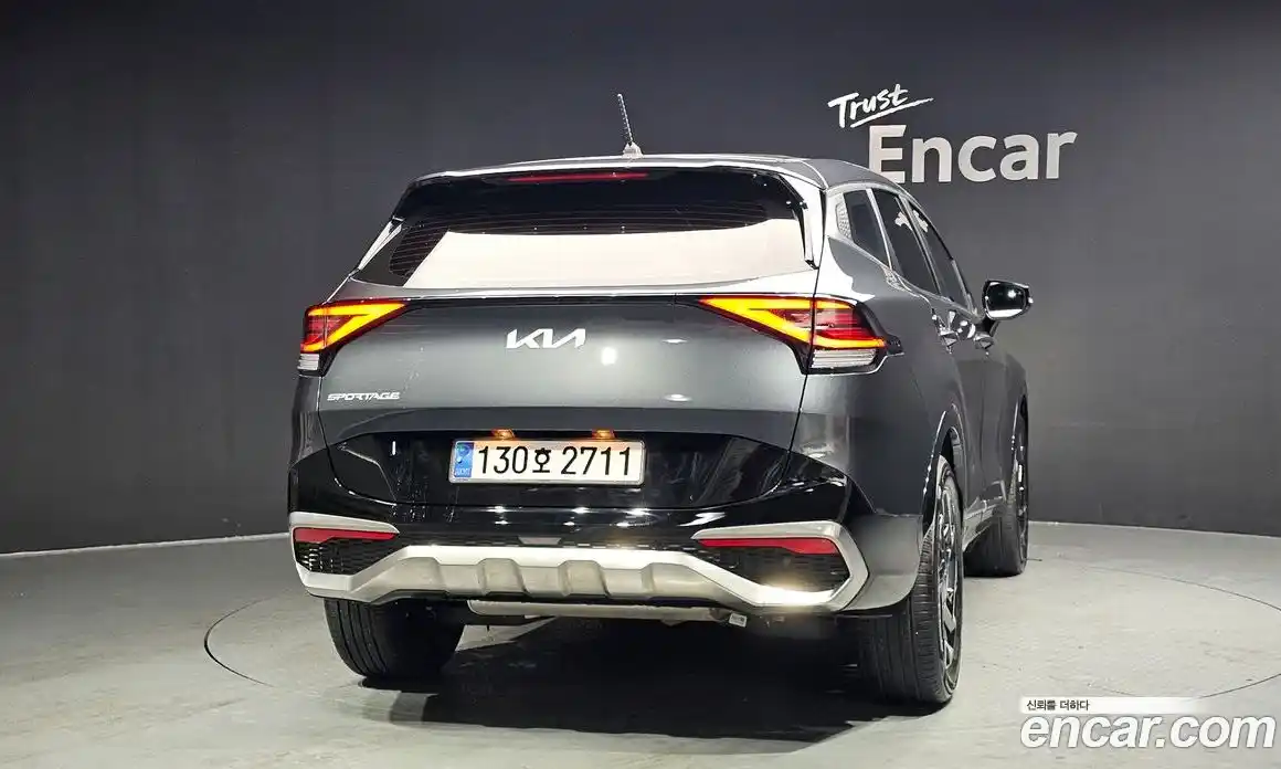 Kia Sportage 2023 1.6 Автомат в Москве № 128717, фото 4