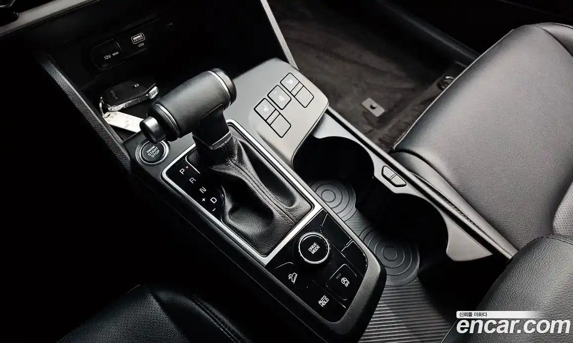 Kia Sportage 2023 1.6 Автомат в Москве № 128717, фото 9