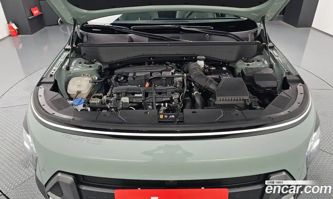 Hyundai Kona 2023 1.6 Автомат в Москве № 130553, фото 13