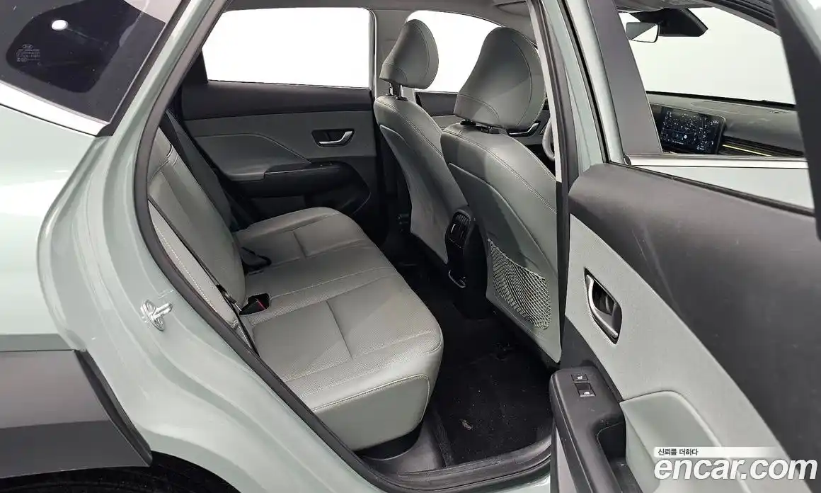 Hyundai Kona 2023 1.6 Автомат в Москве № 130553, фото 3