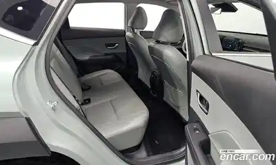 Hyundai Kona 2023 1.6 Автомат в Москве № 130553, миниатюра 3