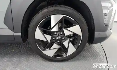 Hyundai Kona 2023 1.6 Автомат в Москве № 130553, миниатюра 9