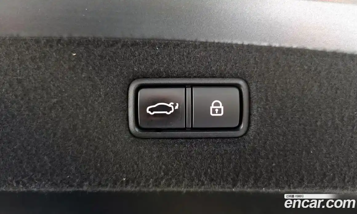 Genesis G90 2019 3.8 Автомат в Москве № 135303, фото 17