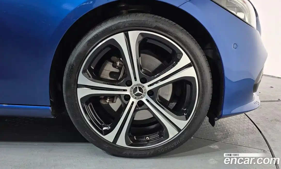 Mercedes-Benz C-Class 2023 2.0 Автомат в Москве № 137632, фото 16