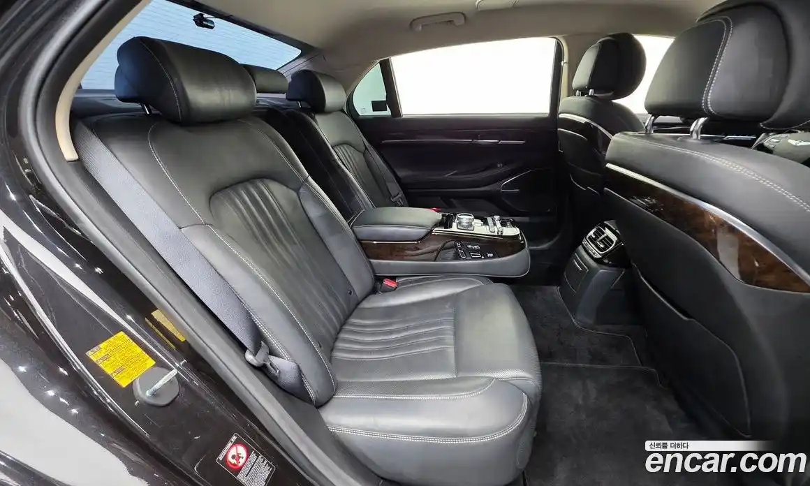 Genesis G90 2019 3.8 Автомат в Москве № 14166, фото 15