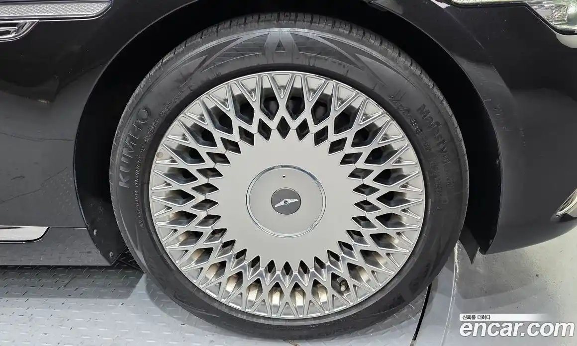 Genesis G90 2019 3.8 Автомат в Москве № 14166, фото 19