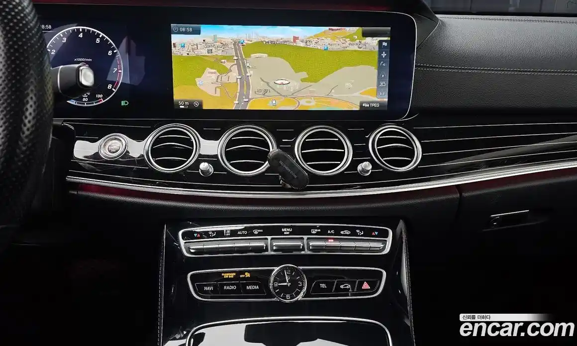 Mercedes-Benz E-Class 2017 3.0 Автомат в Москве № 141967, фото 20