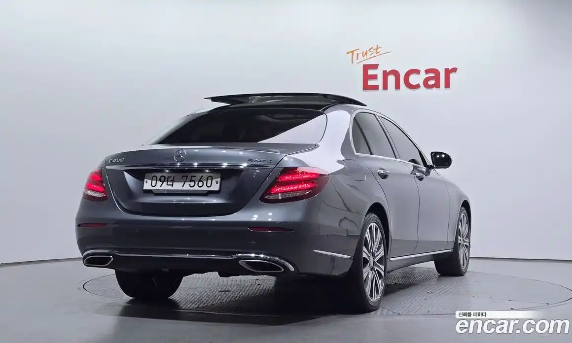 Mercedes-Benz E-Class 2017 3.0 Автомат в Москве № 141967, фото 3