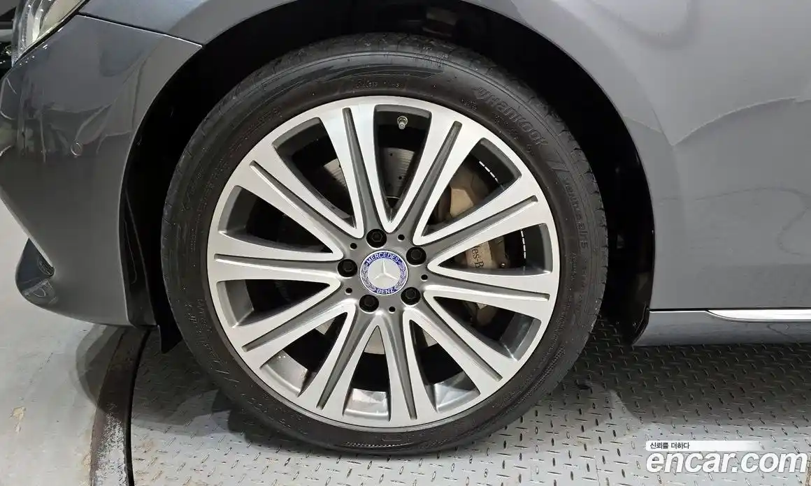 Mercedes-Benz E-Class 2017 3.0 Автомат в Москве № 141967, фото 5