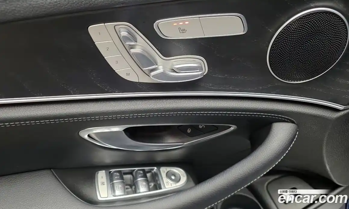 Mercedes-Benz E-Class 2021 1.9 Автомат в Москве № 142430, фото 9