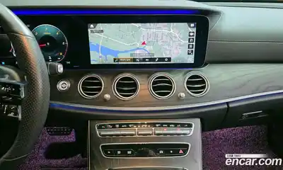 Mercedes-Benz E-Class 2021 1.9 Автомат в Москве № 142430, миниатюра 10