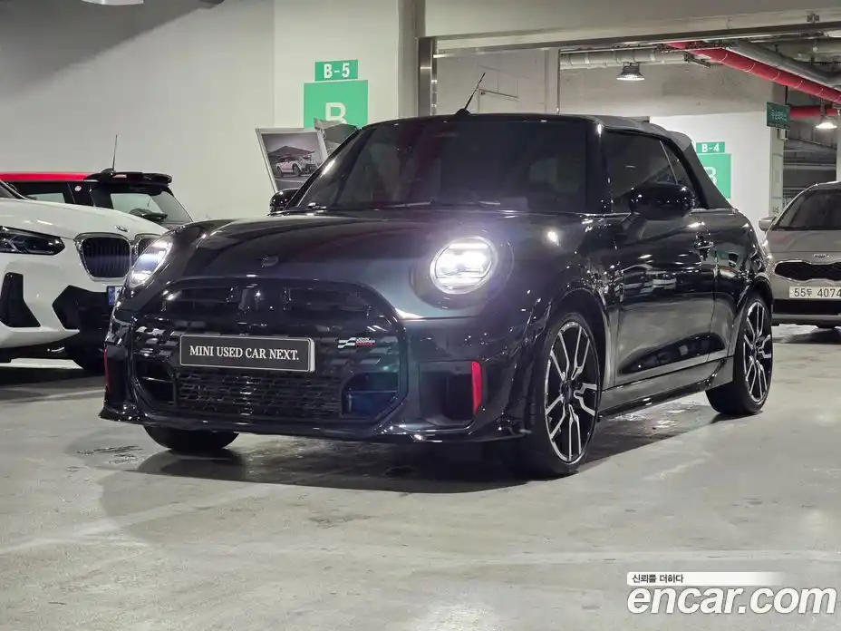 Mini Cooper Convertible 2025 2.0 Автомат в Москве № 145934, фото 1