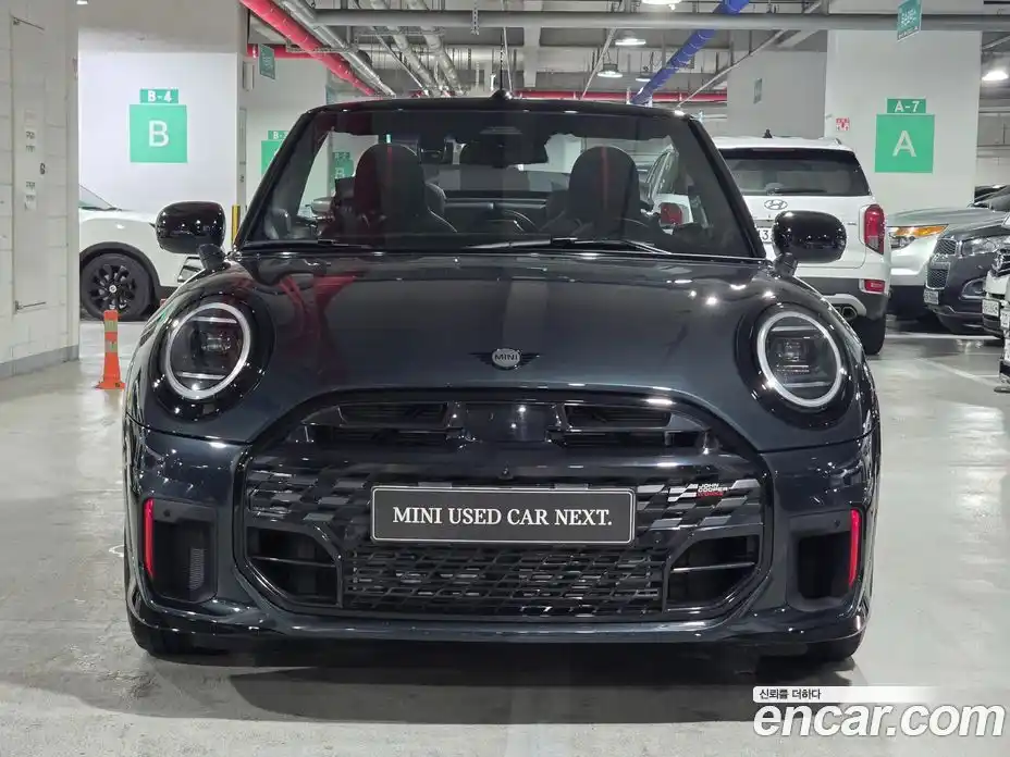 Mini Cooper Convertible 2025 2.0 Автомат в Москве № 145934, фото 15