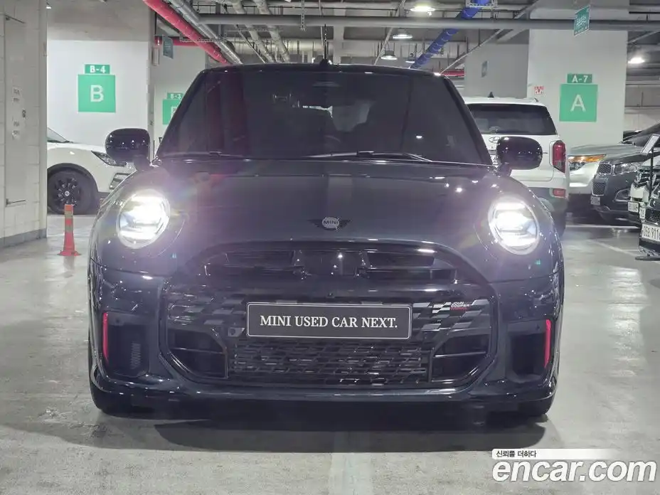 Mini Cooper Convertible 2025 2.0 Автомат в Москве № 145934, фото 3