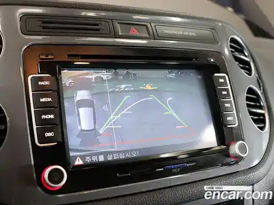 Volkswagen Tiguan 2016 2.0 Автомат в Москве № 147523, миниатюра 11