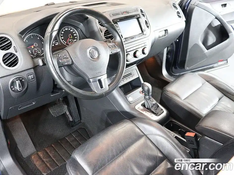 Volkswagen Tiguan 2016 2.0 Автомат в Москве № 147523, фото 17