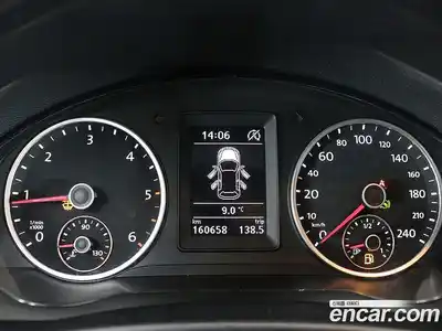 Volkswagen Tiguan 2016 2.0 Автомат в Москве № 147523, миниатюра 6